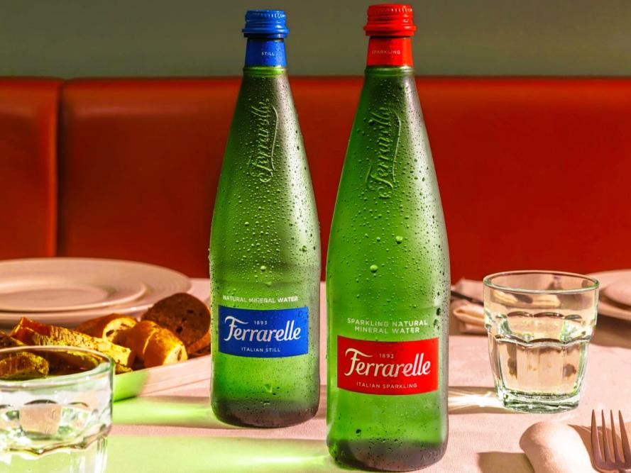 Натурално минерална вода FERRARELLE  330мл